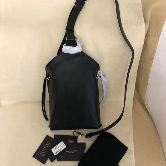 Elliot Sling Pack Smooth Leather Medium Crossbody - Picture 9 of 10